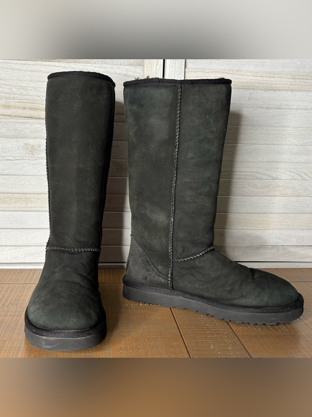 UGG Australia Classic Tall Suede Sheepskin Winter Boots Black Size 10